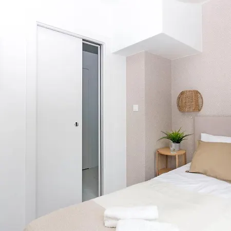 Neptun - アパート *